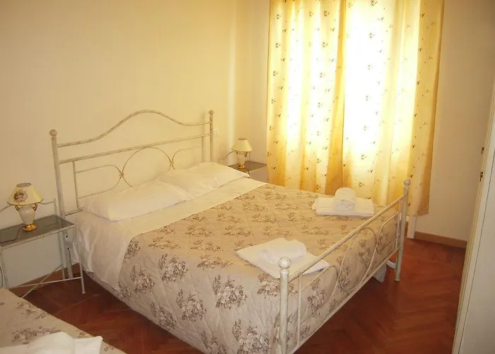 Le Grazie فندق مبيت وإفطار 3*