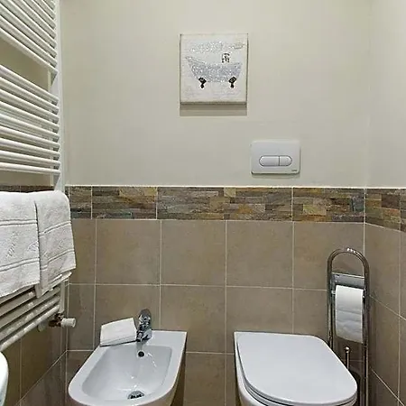 לינה וארוחת בוקר Le Grazie ברגמו