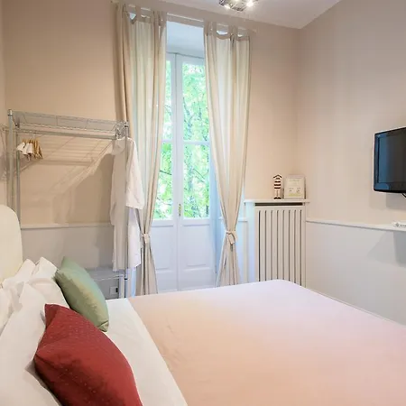 Alojamento de Acomodação e Pequeno-almoço Le Grazie Bérgamo